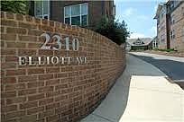 Elliott Avenue Entrance