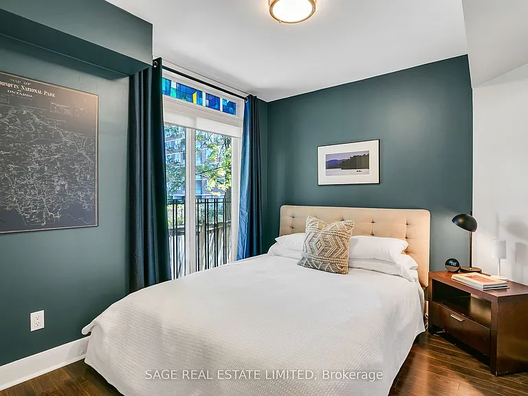 415 Jarvis St #227 — Photo 14