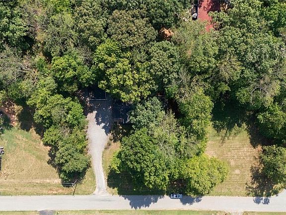 5th image of 7705 Thomas Rd