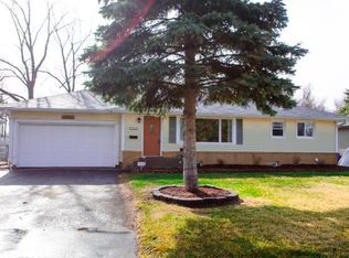 5928 Admiral Ln N, Minneapolis, MN 55429