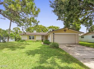 1305 Sunland Rd, Daytona Beach, FL 32114