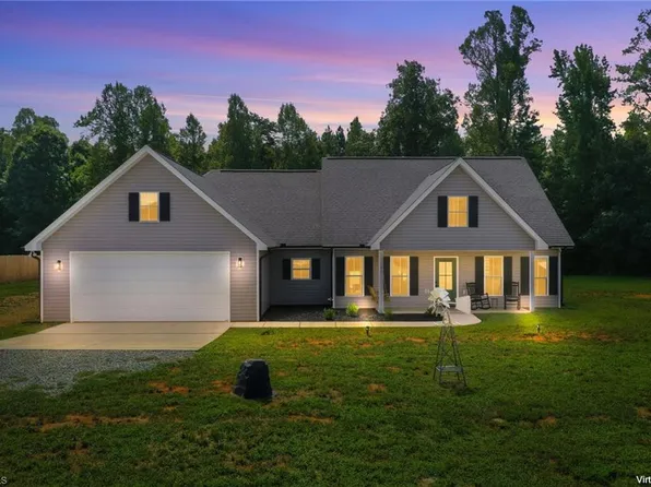 141 Gregorys Grange Dr, Yanceyville, NC 27379