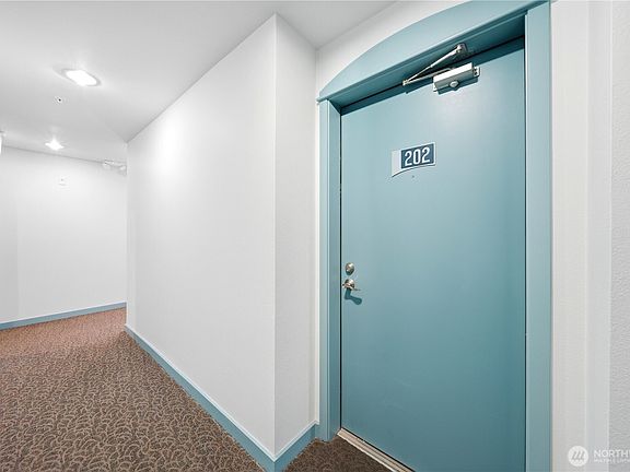 5th image of 232 Belmont Avenue E #202