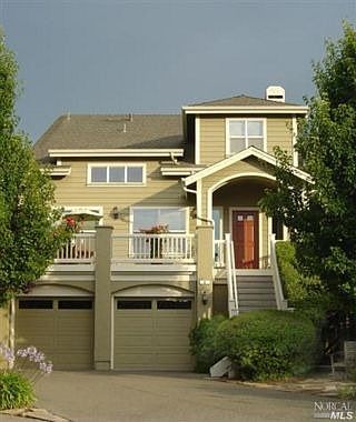 1st image of 6 Wildflower Dr