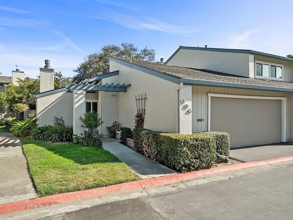 1st image of 664 Draco Ln