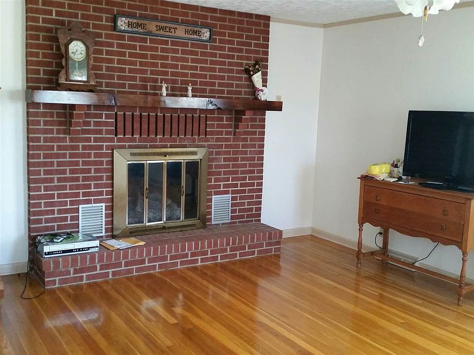 1st image of 506 Roosevelt Dr