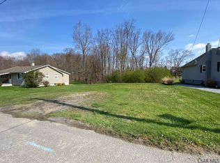 Ludwig St, Johnstown, PA 15904