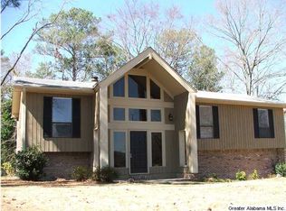 1321 Southwind Dr, Alabaster, AL 35007
