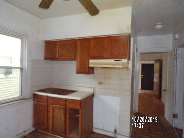 2nd image of 11235 S Stewart Ave