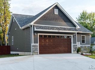 665 Pearl St, Dundee, MI 48131