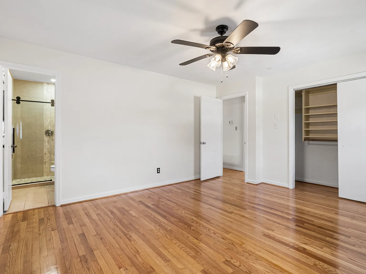 CZ3449 Petunia Crescent - 1 — Photo 4