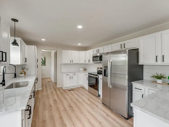 524 Diamond Cir, La Fayette, GA 30728