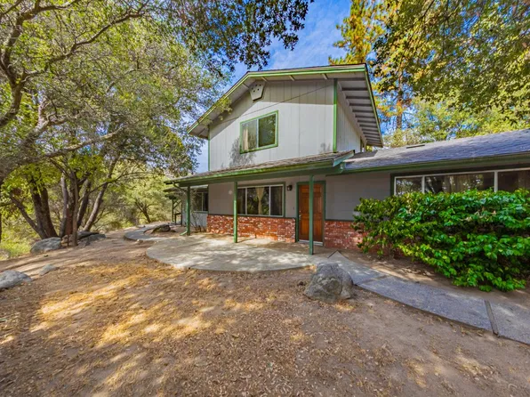 42634 Springwood Rd, Oakhurst, CA 93644