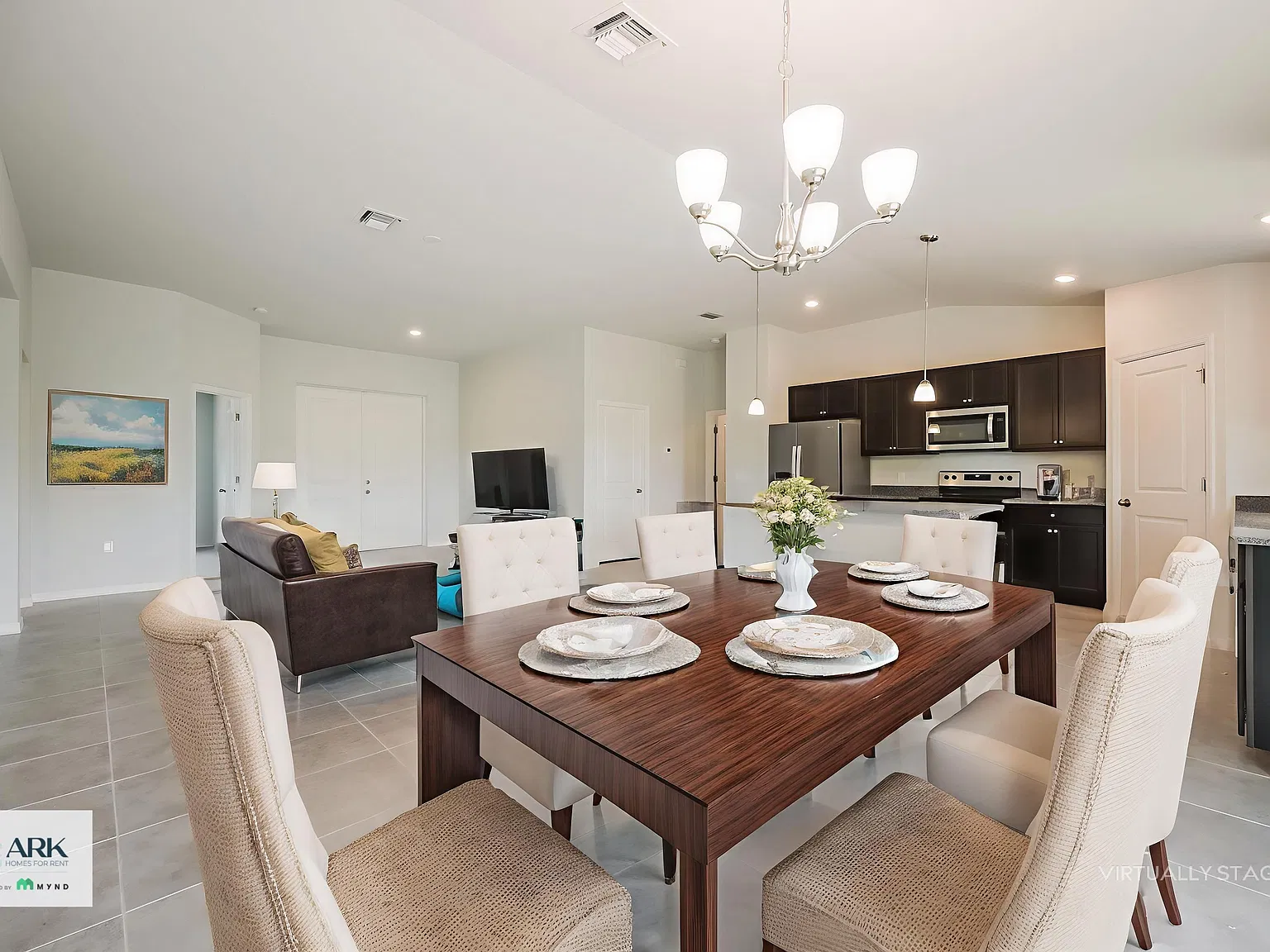 4 bed, 2.0 bath, 1843 sqft, $2,145 — Photo 3