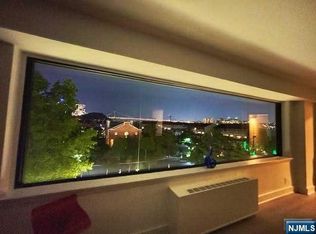 1203 River Rd APT 3E, Edgewater, NJ 07020