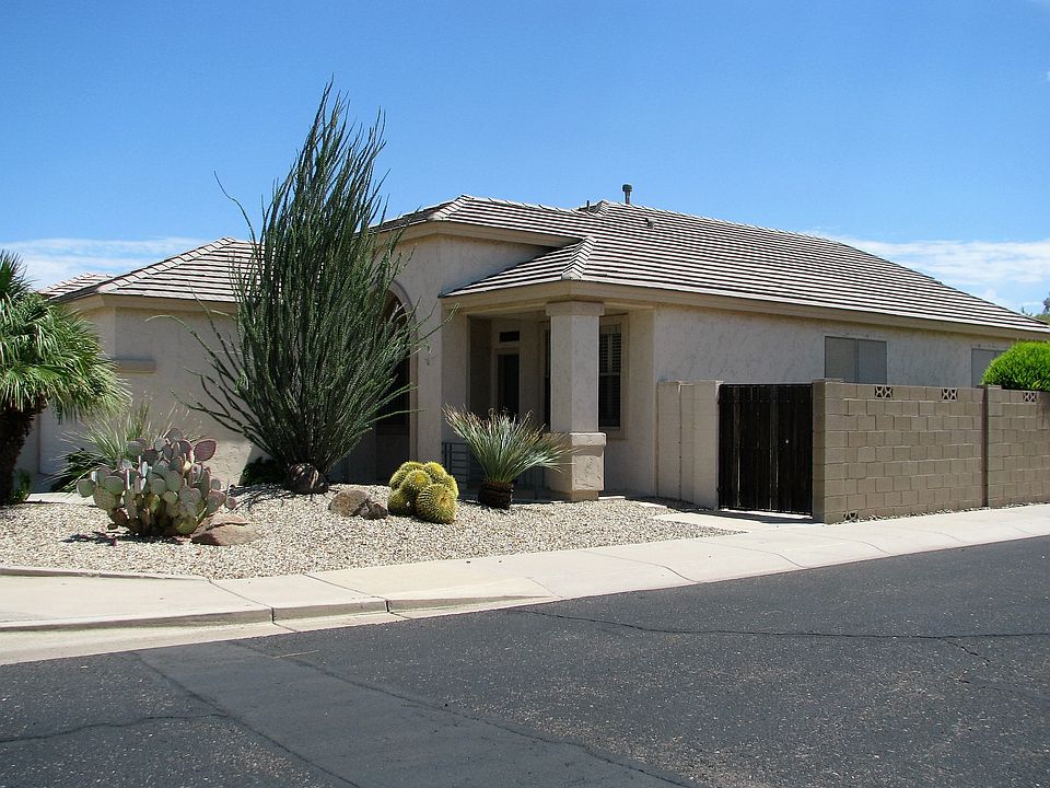 1st image of 18083 W Udall Dr