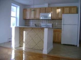 61 71st St, Brooklyn, NY 11209