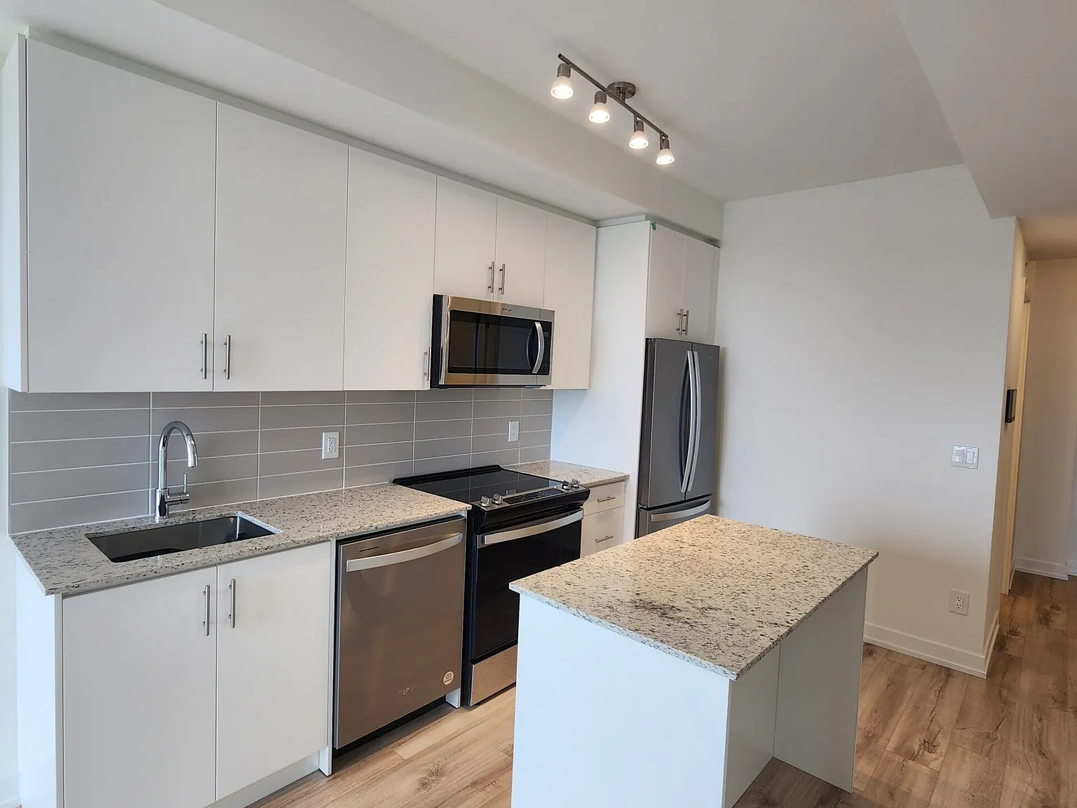 1 bed, $2,200 — Photo 1