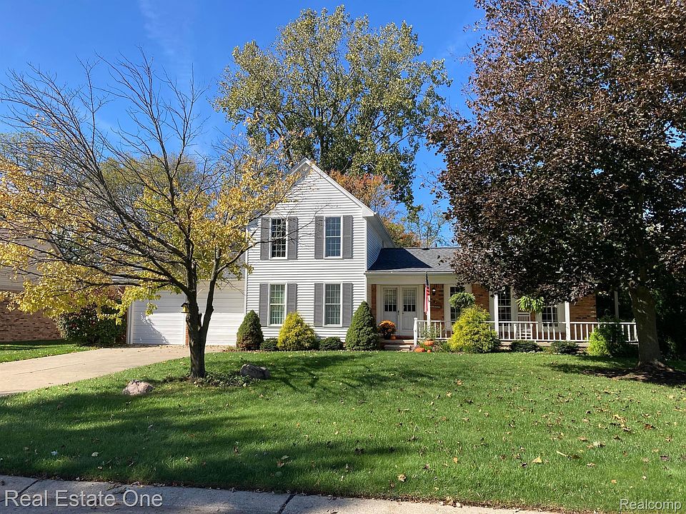 1st image of 37640 E Meadowhill Dr