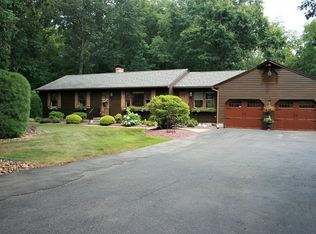 208 Bear Hole Rd, West Springfield, MA 01089