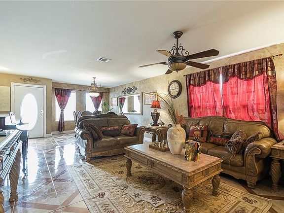 3rd image of 7133 Canisius Ct