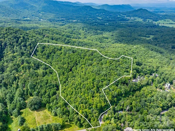 99999 Garren Creek Rd, Fairview, NC 28730