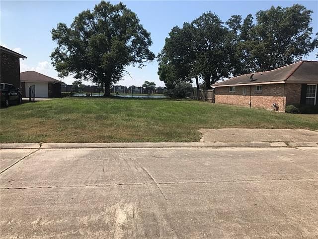 1st image of 7120 Cove Dr