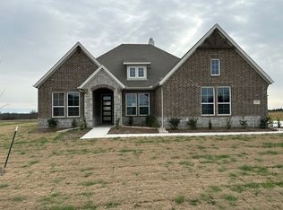 245 Cobb Rd, Leonard, TX 75452