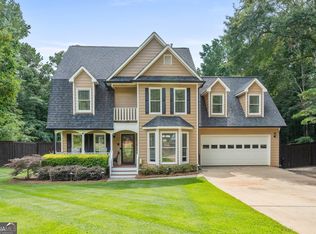 1039 Crown Corners Dr, McDonough, GA