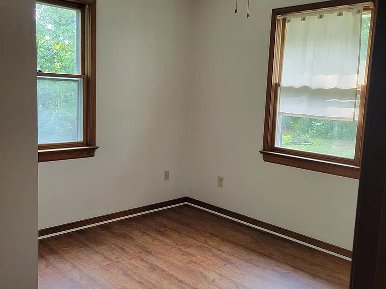 90 Parrish Ln — Photo 10