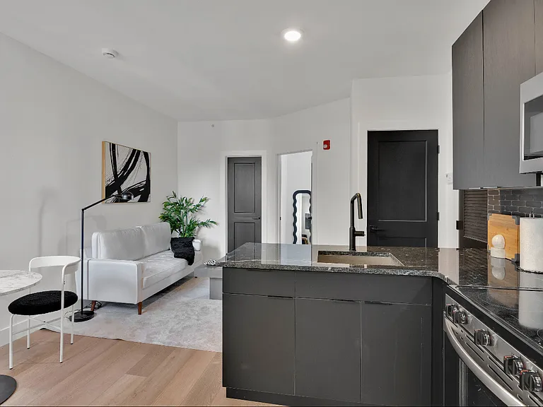 3138 N Broad St #4 — Photo 8