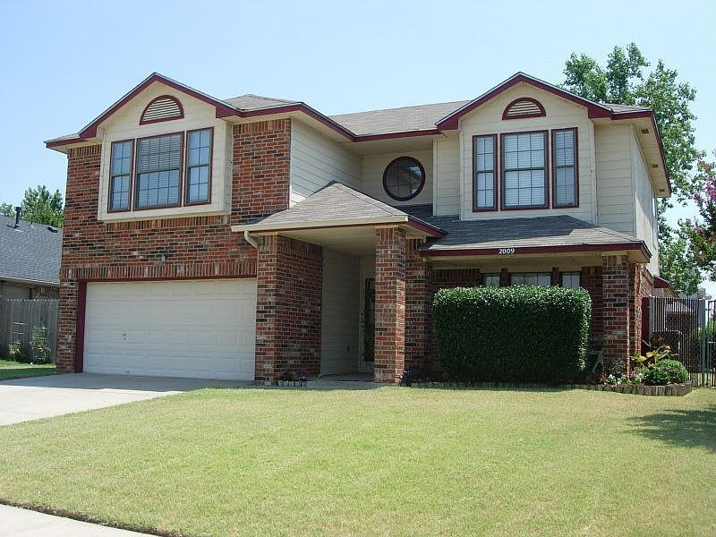 Front yard 