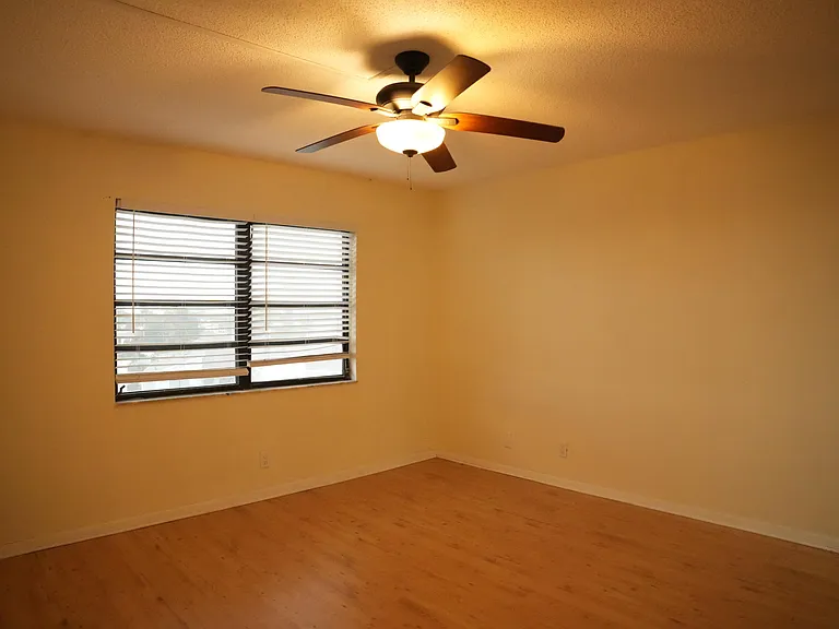 4640 Lucerne Lakes Blvd W #508 — Photo 12