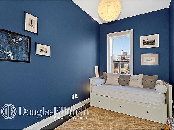 5th image of 242 Adelphi St #Penthouse