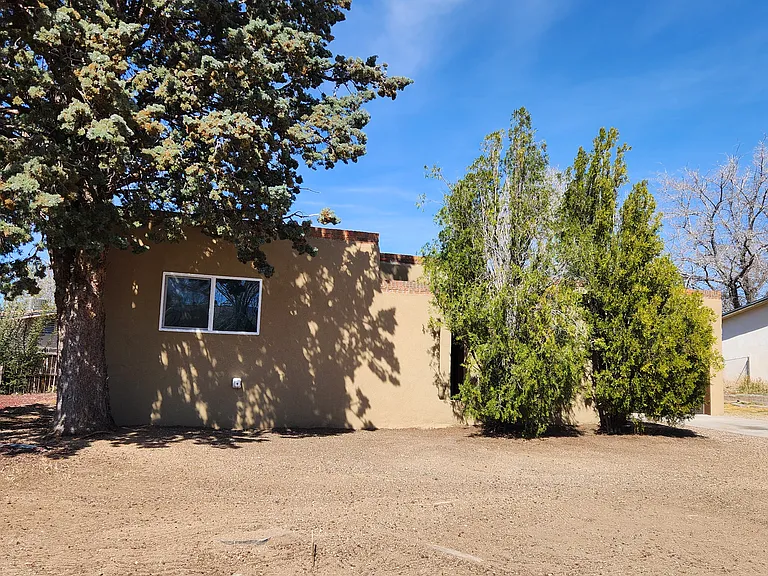 13125 Camino Del Norte NE — Photo 1