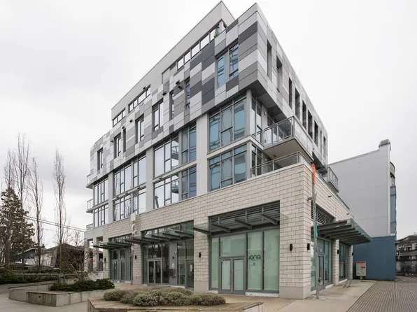 2455 Kingsway #302, Vancouver, BC V5R 5G8