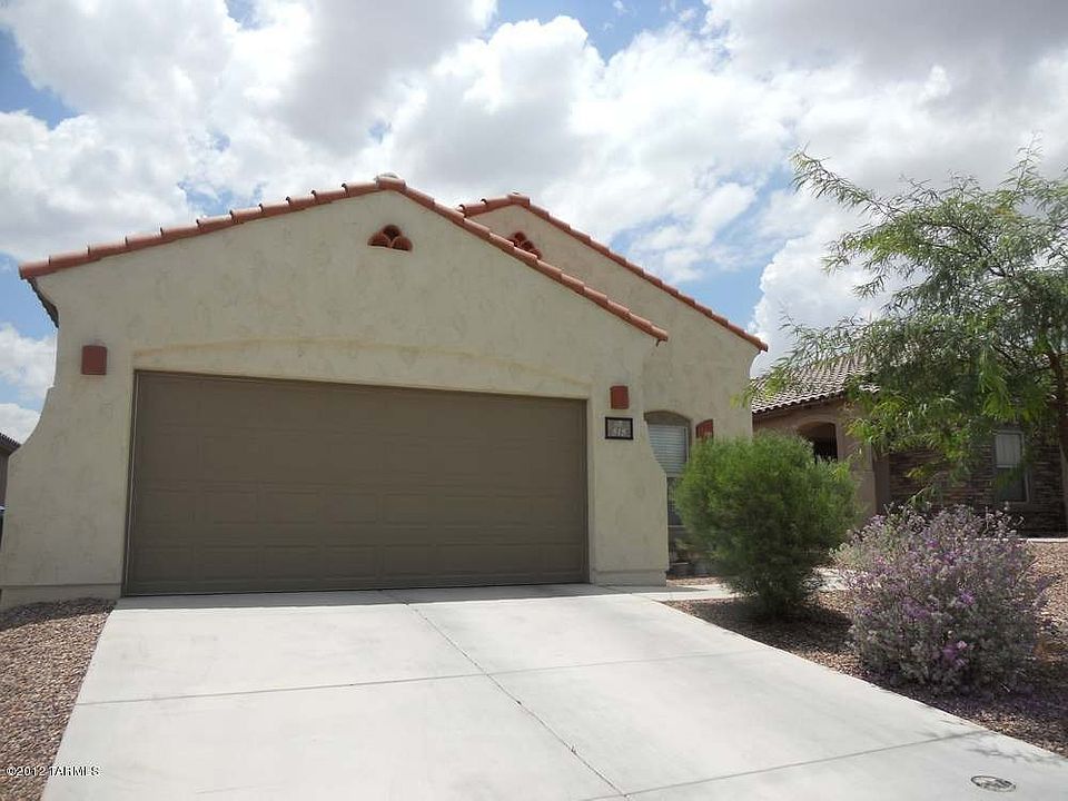 1st image of 515 W Calle Sombra Linda