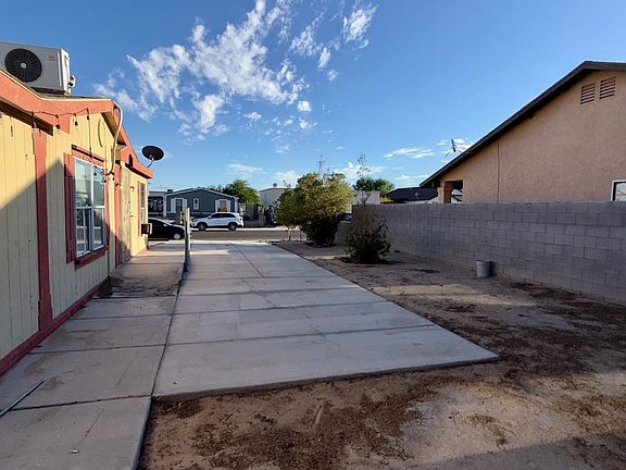 3rd image of 1392 E B St