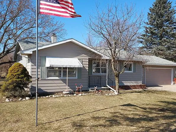 195 Smith St, Hesperia, MI 49421