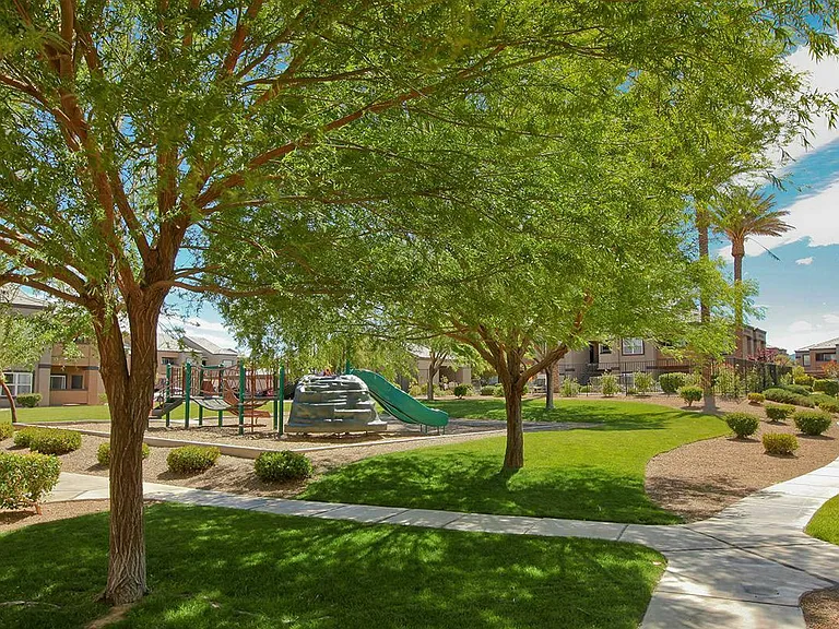 6650 W Warm Springs Rd #B — Photo 31