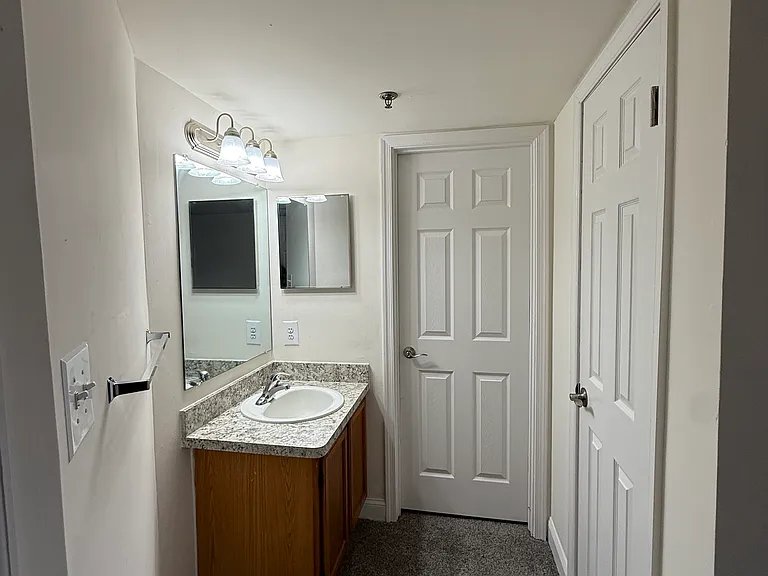 Arbor Pointe Apartments — Photo 49