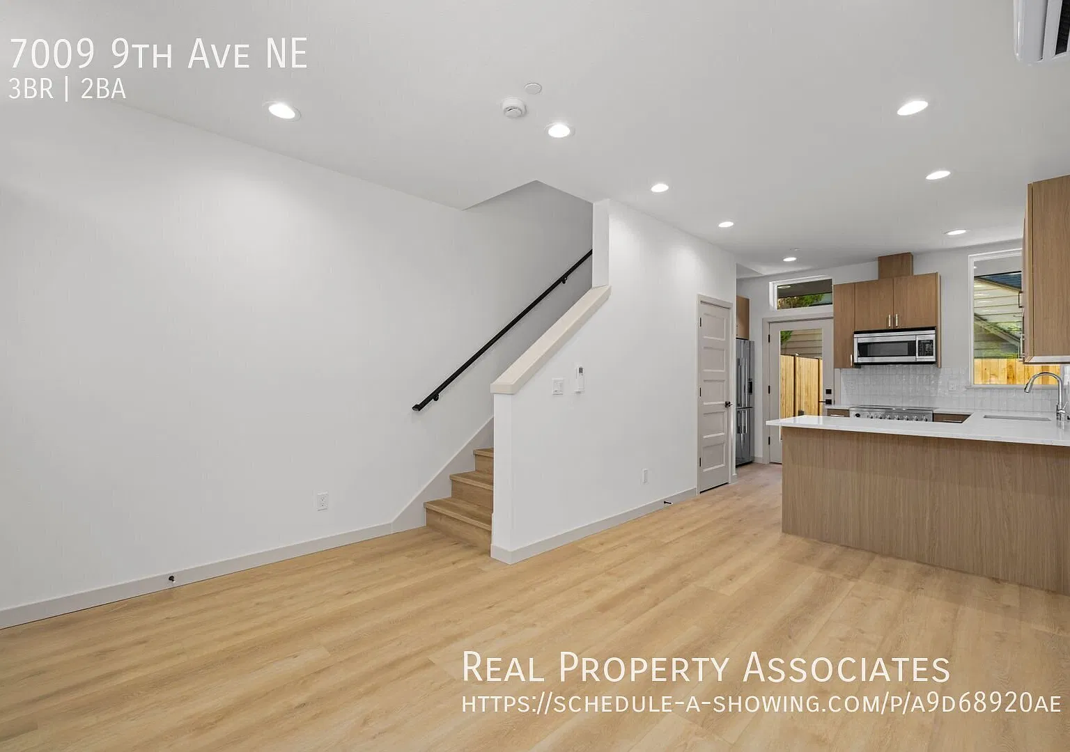 Brand New 3-Bed, 2-Bath Townhouse Near Green Lake! **Private Rooftop Deck — Photo 3