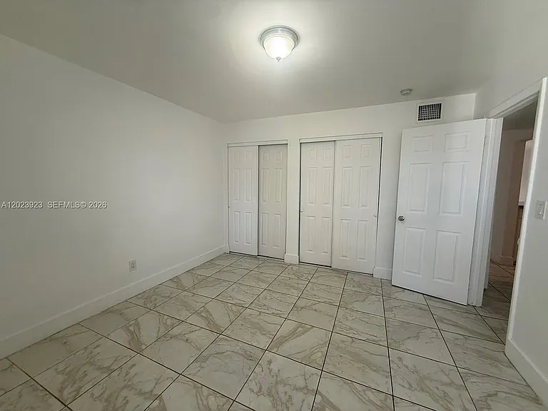10393 N Kendall Dr #U7 — Photo 9