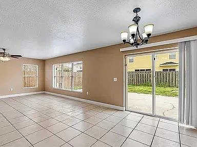 12136 Fern Haven Ave — Photo 23