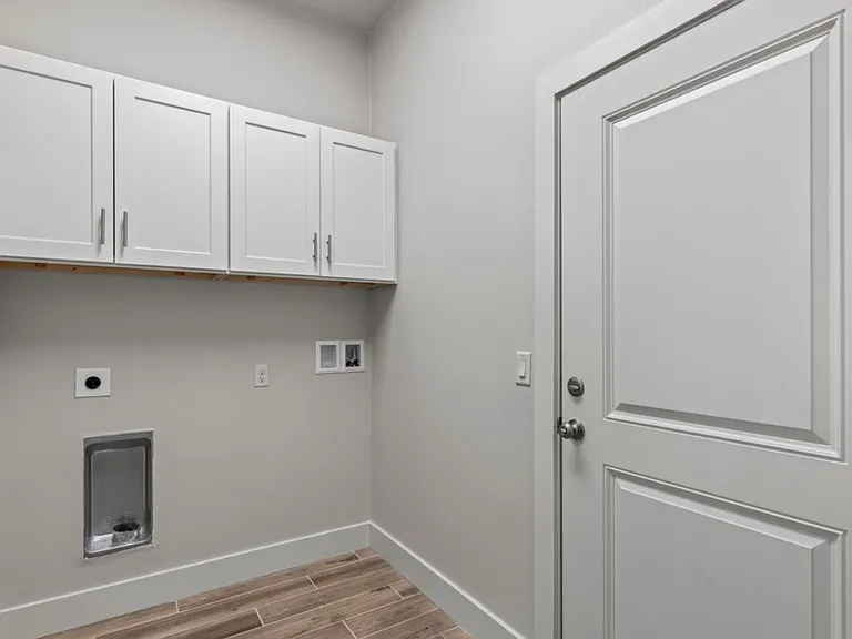 16 Justin Ct — Photo 8