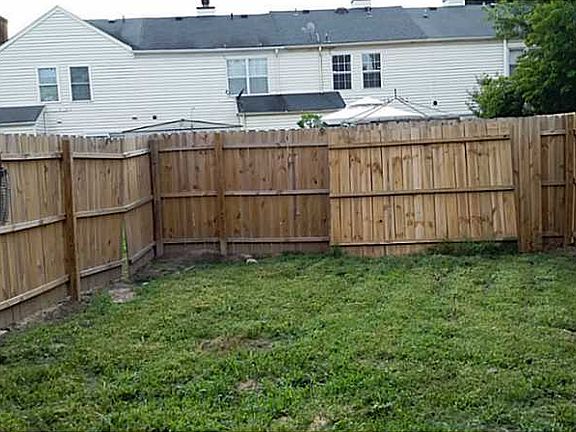 3rd image of 4422 Rivermill Ct
