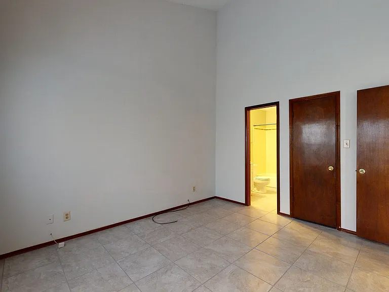 909 Tepic Dr #B — Photo 21
