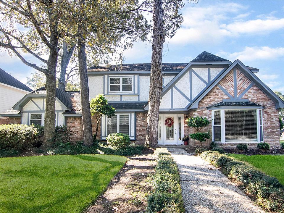 1st image of 20219 Pinehurst Trail Dr
