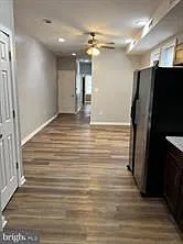 2 bed, 1.0 bath, 920 sqft, $1,350 — Photo 2