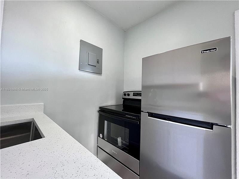 1st image of 2091 NW 18thst #144
